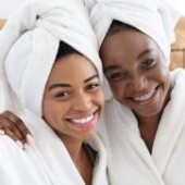 pretty-african-women-having-ladies-day-at-home
